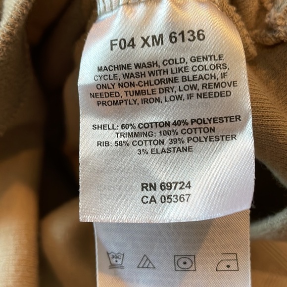 Columbia Sweater Men XL Tan V Neck Stretchy Columbia Tag on L Sleeve - Picture 12 of 12